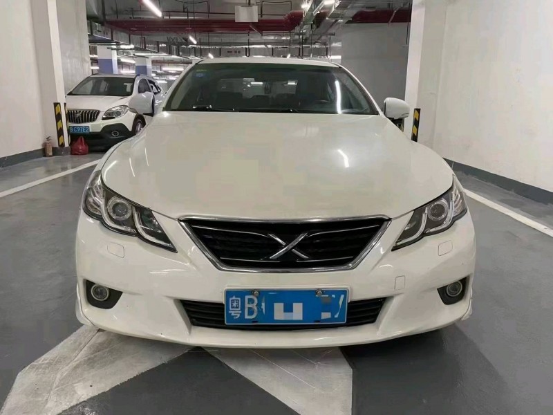 东莞11年丰田锐志1