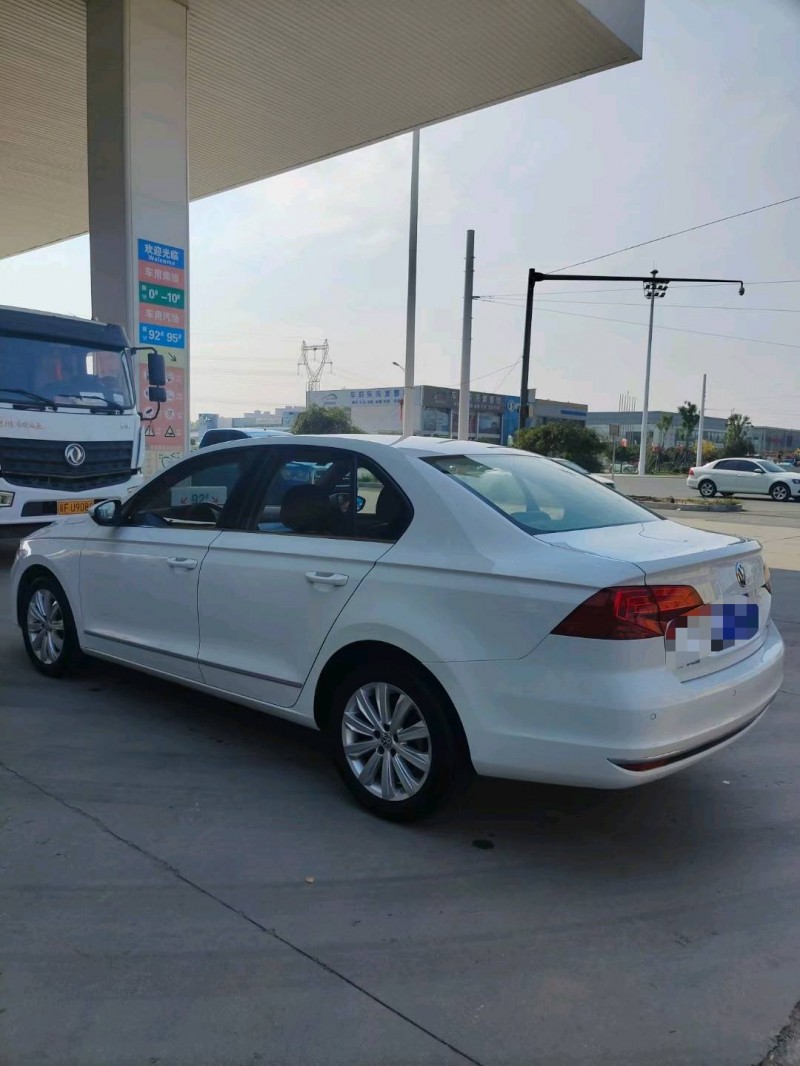 保定16年大众宝来4