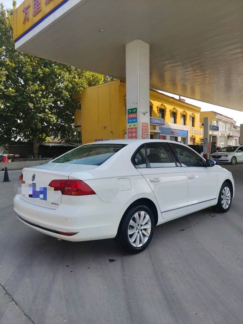 保定16年大众宝来5