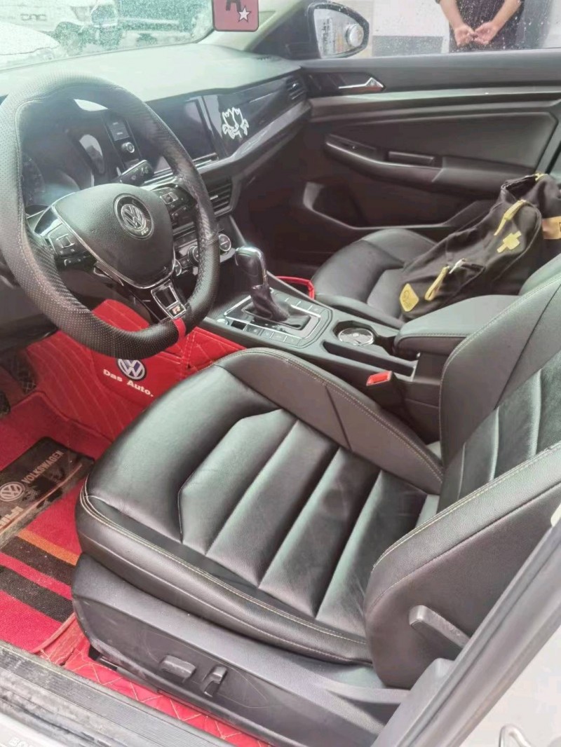 保定19年大众宝来6