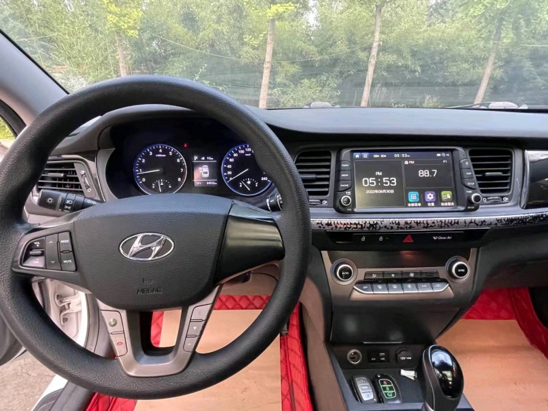 济宁17年现代名图4