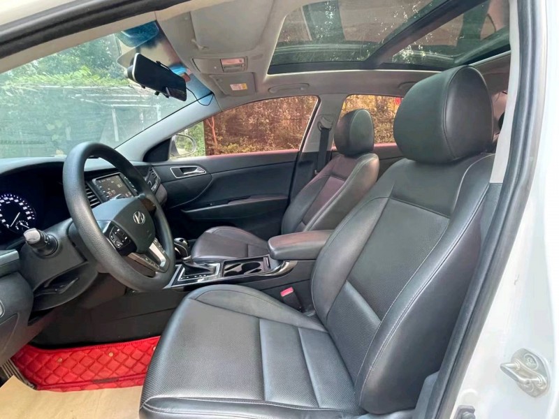 济宁17年现代名图5