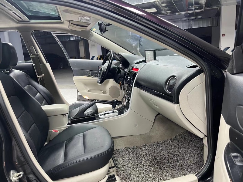 成都13年马自达63