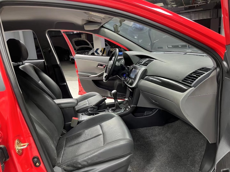 成都16年众泰T3005