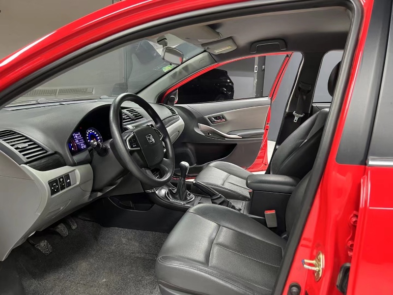 成都16年众泰T3007