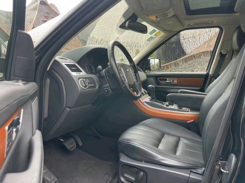 东莞10年路虎揽胜运动4