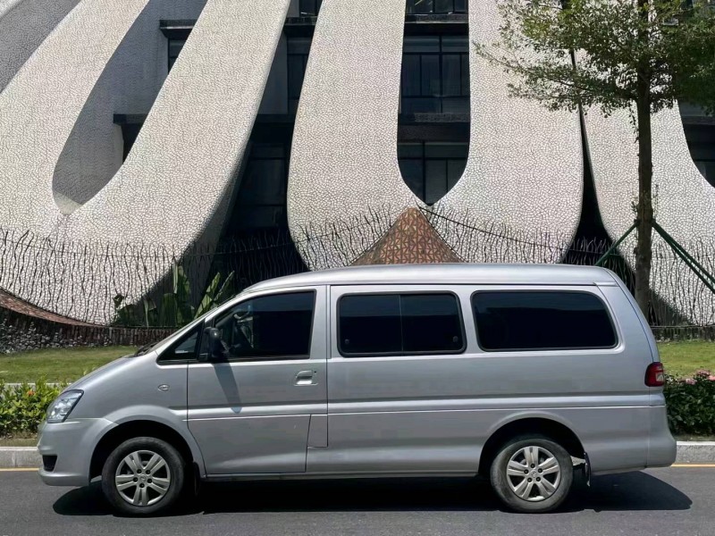 东莞18年东风菱智8