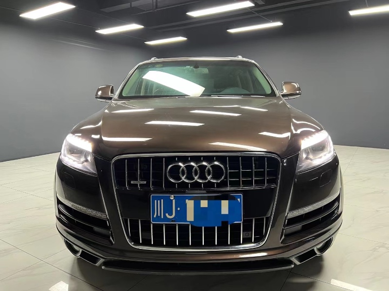 成都15年奥迪Q71