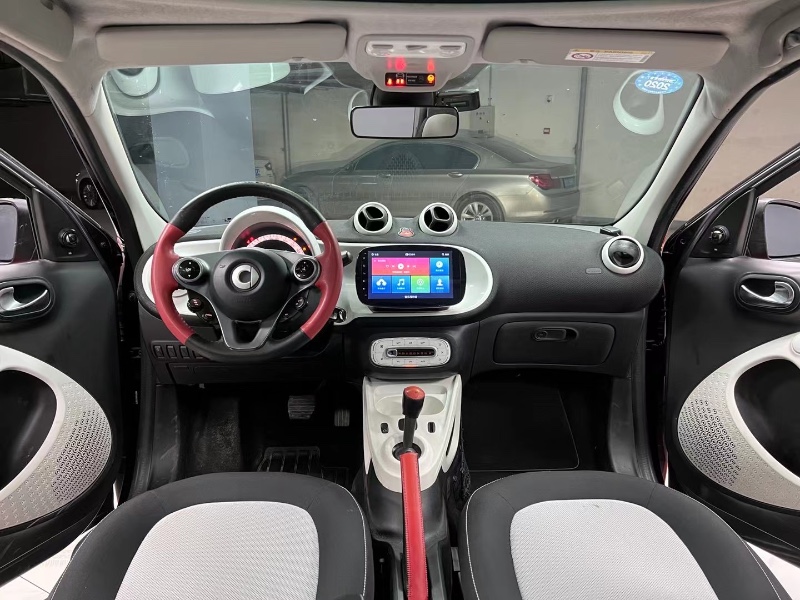 成都17年奔驰smart8