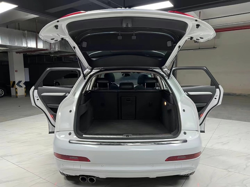 成都14年奥迪Q36