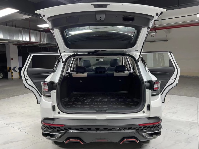 成都22年东风AX7pro8