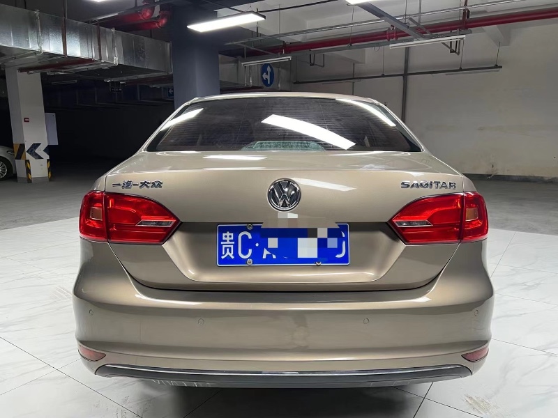 成都15年大众速腾4