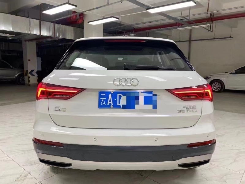 成都21年奥迪Q34