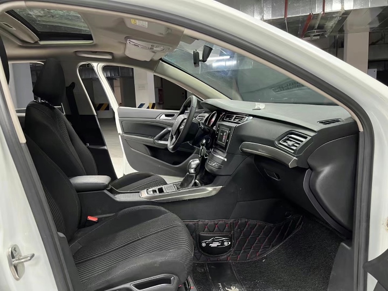 成都16年标致4088