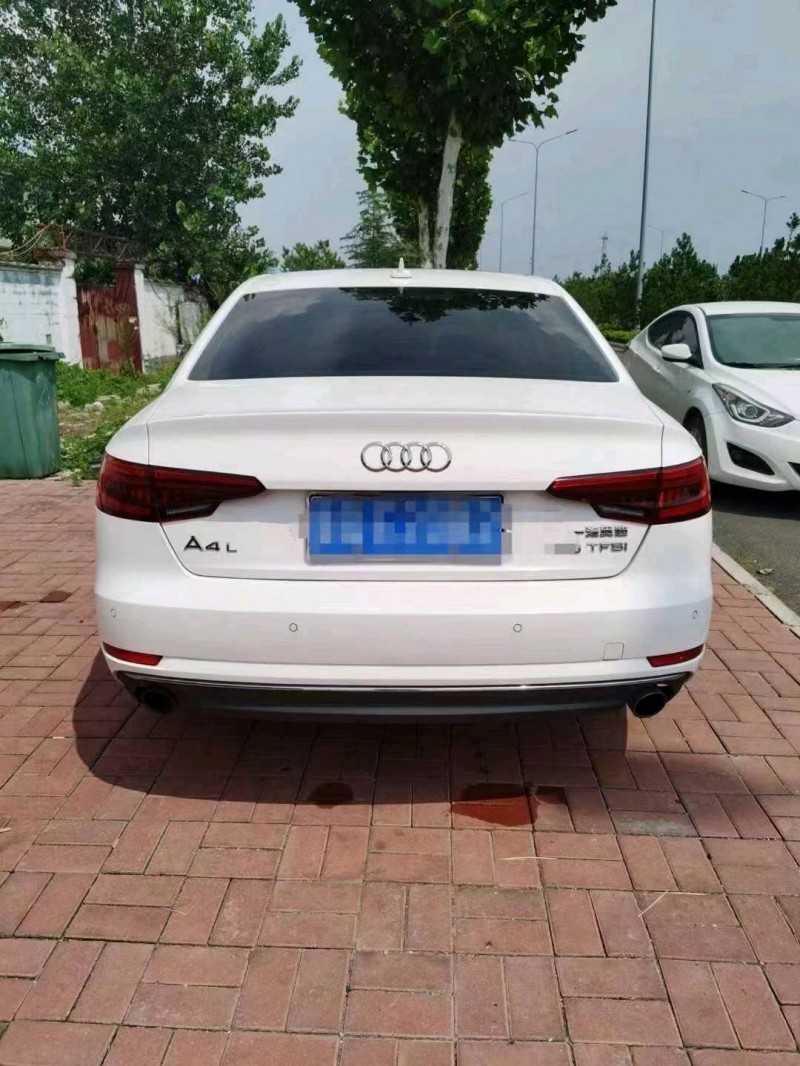 臨沂17年奧迪A4L9