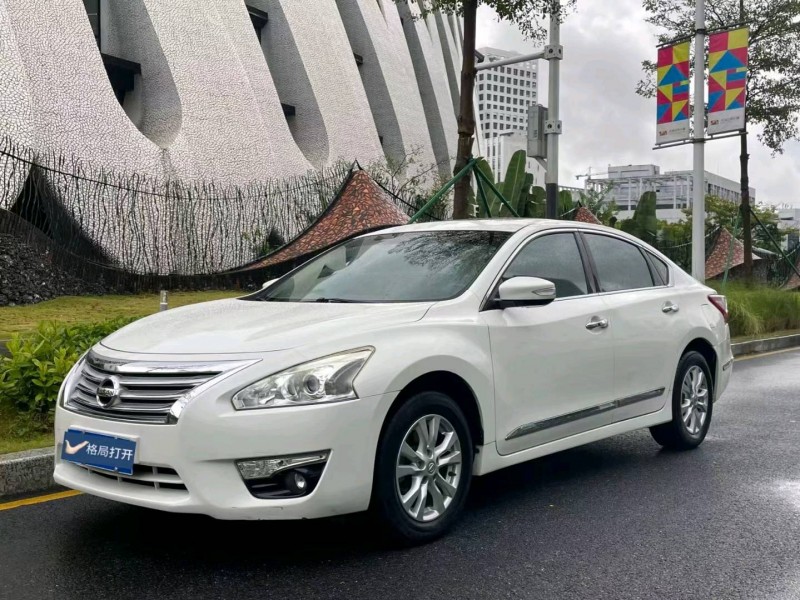 东莞14年日产天籁3