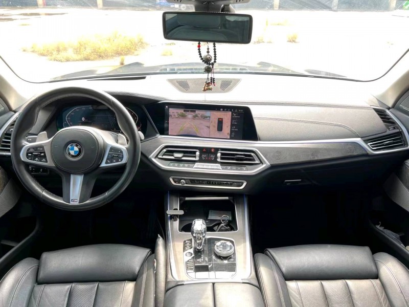 盐城19年宝马X54