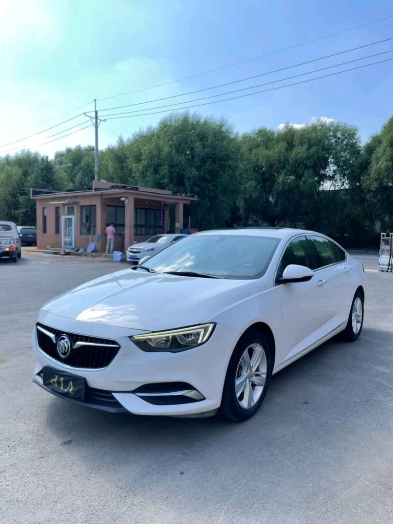 沈阳17年别克君威2