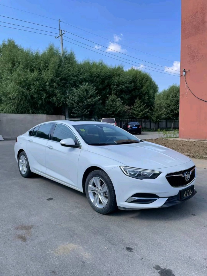 沈阳17年别克君威3