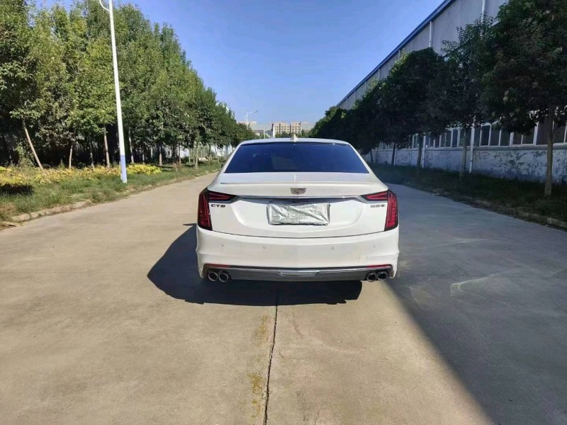 枣庄19年凯迪拉克CT63