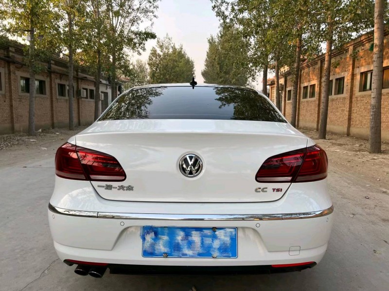 保定15年大众CC8