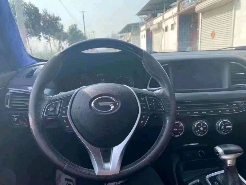 北京15年传祺GA64