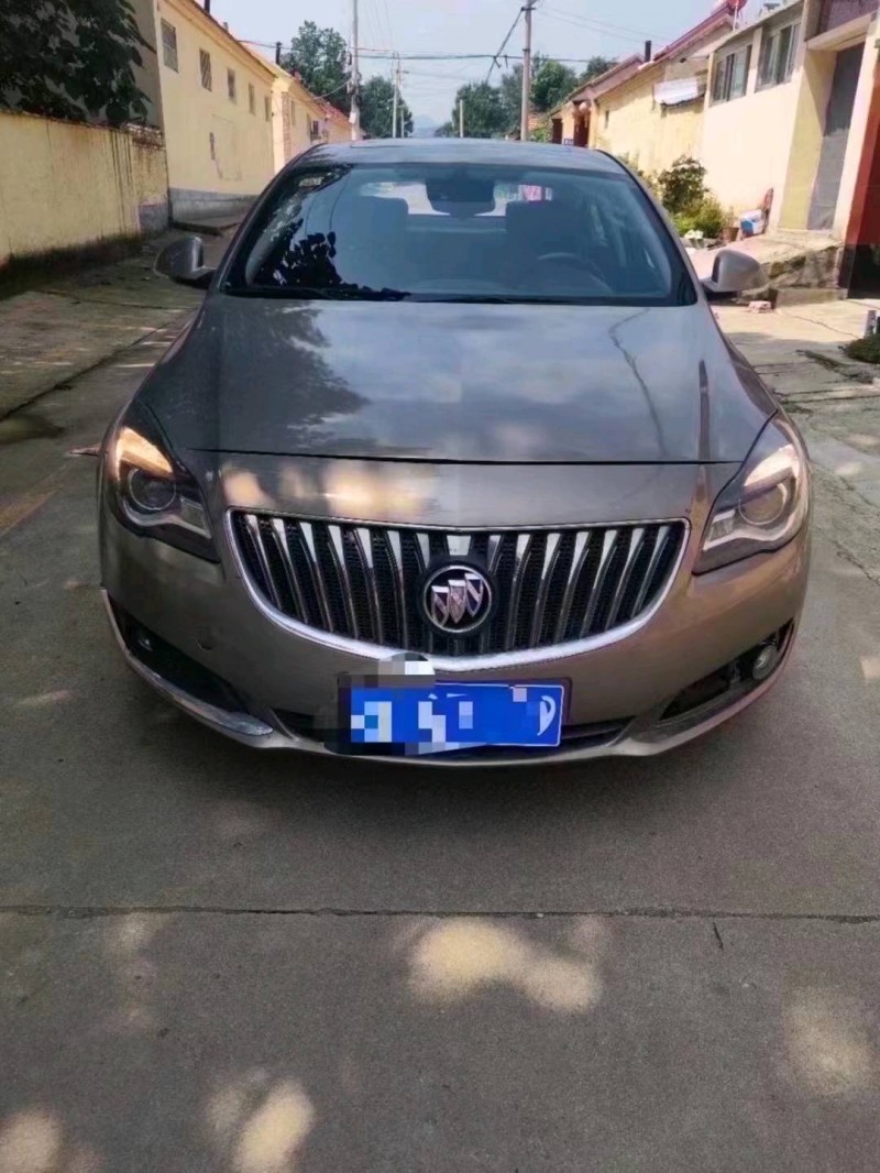 济南17年别克君威8