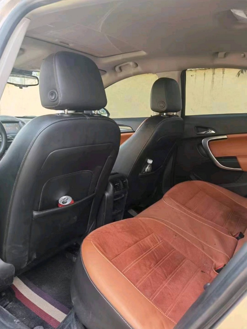 济南17年别克君威4