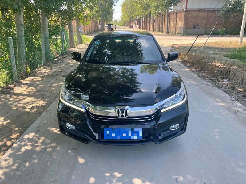 保定18年本田雅阁1