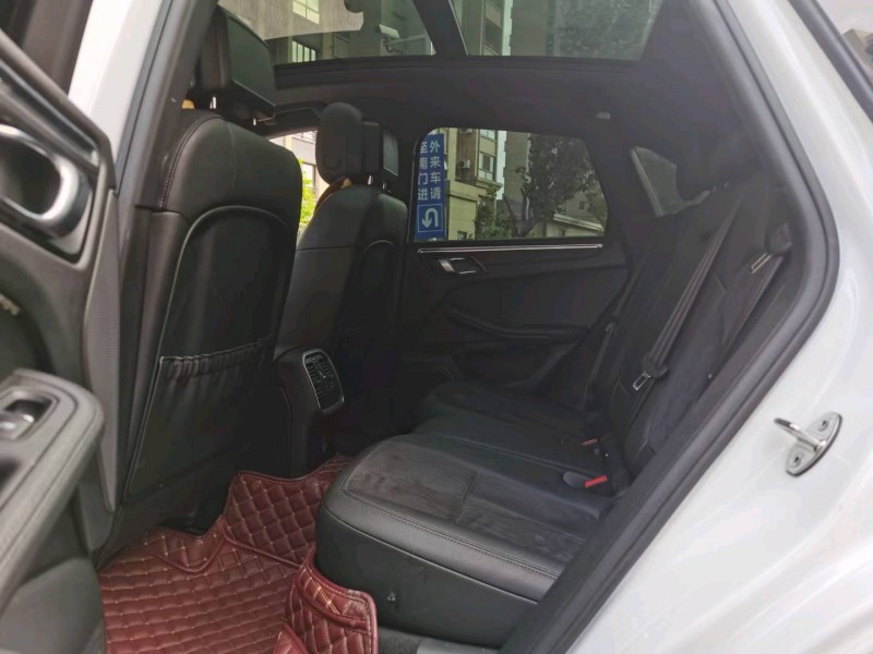 蘇州19年保時捷Macan5
