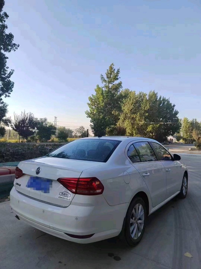 北京16年大众朗逸3