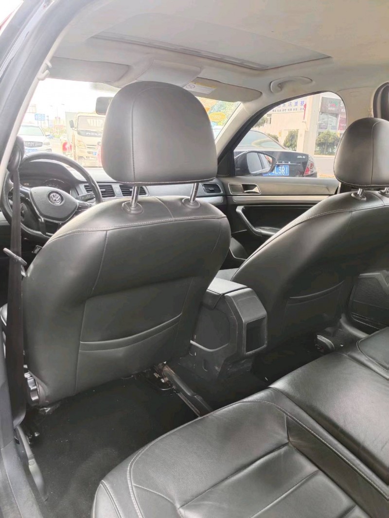 保定17年大众朗逸6