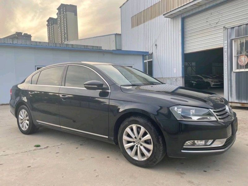 济宁14年大众迈腾2