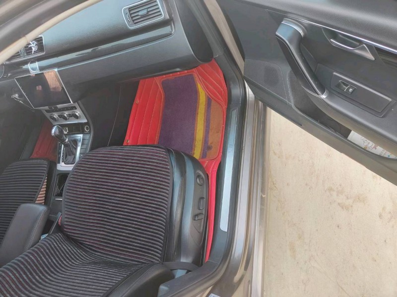 保定13年大众迈腾4