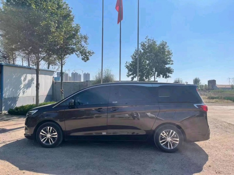 枣庄21年别克GL85