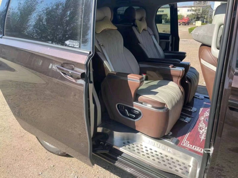 枣庄21年别克GL84