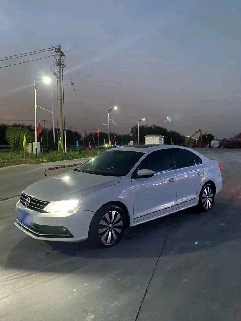 枣庄16年大众速腾7