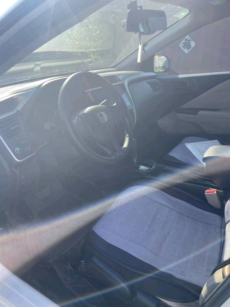 枣庄17年本田锋范2