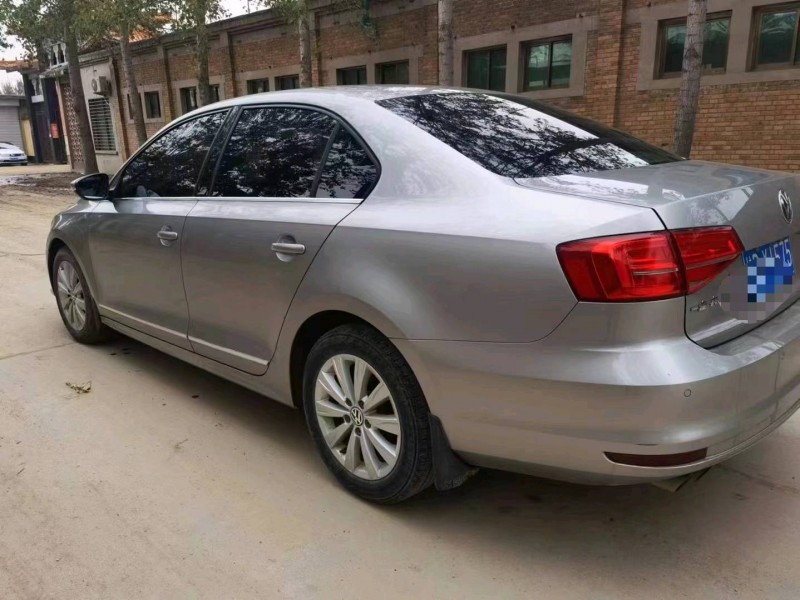 保定16年大众速腾5