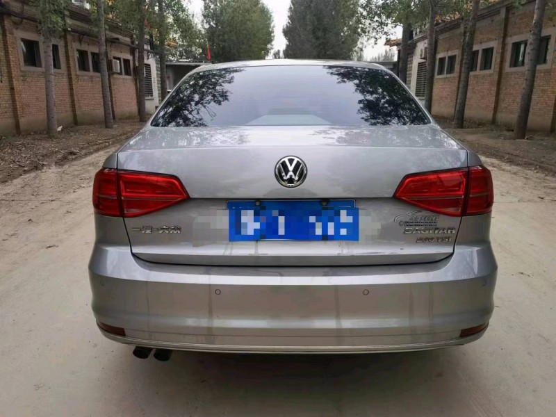 保定16年大众速腾8