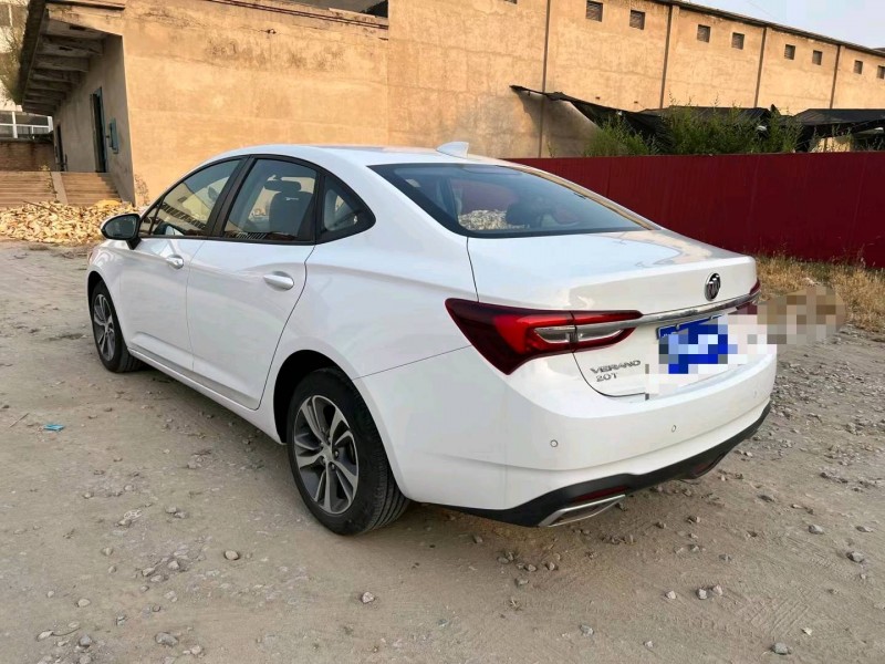 保定22年别克威朗7