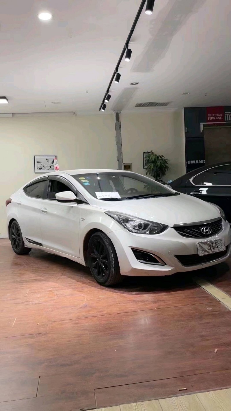 北京16年现代朗动2