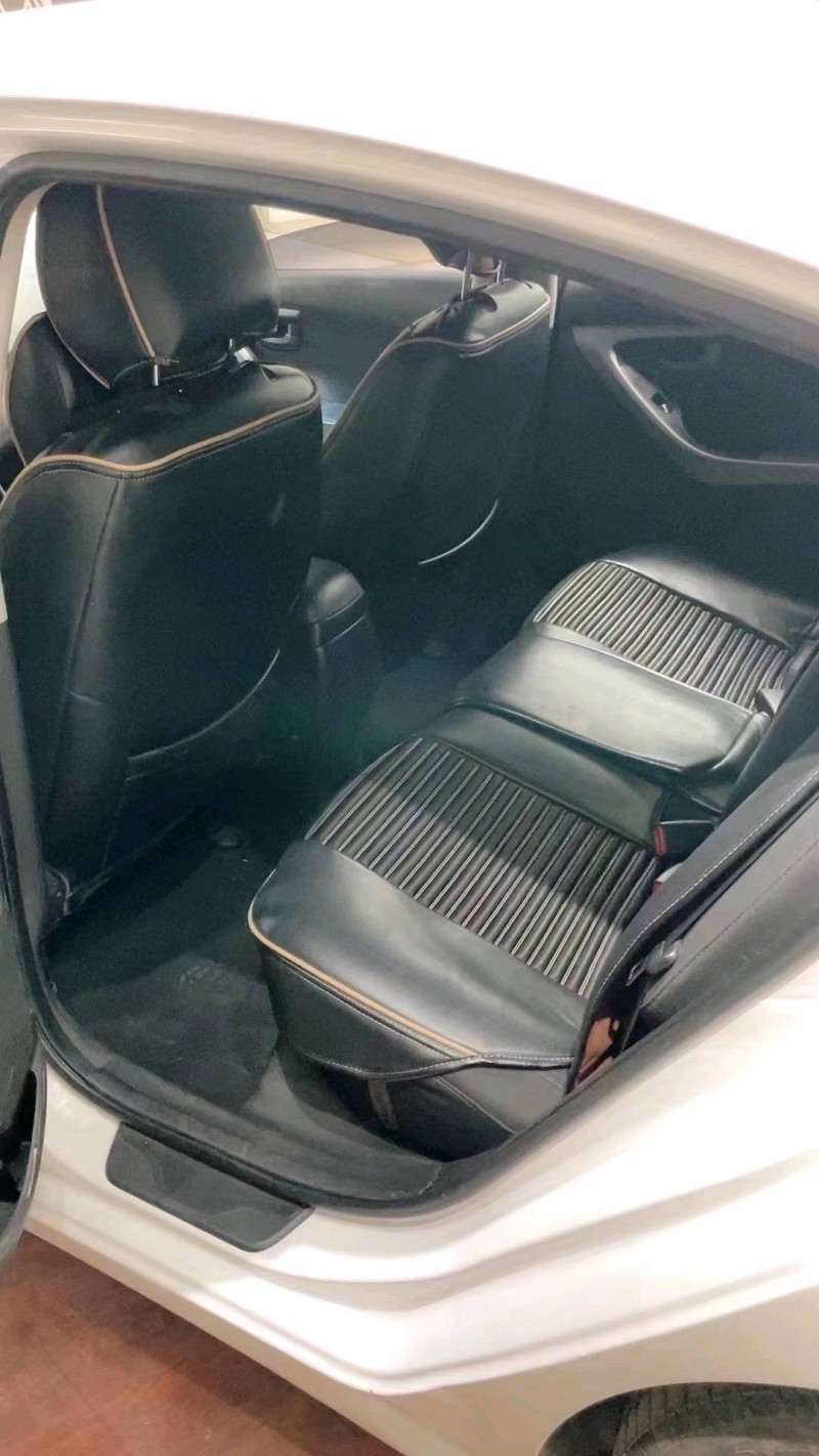 北京16年现代朗动5