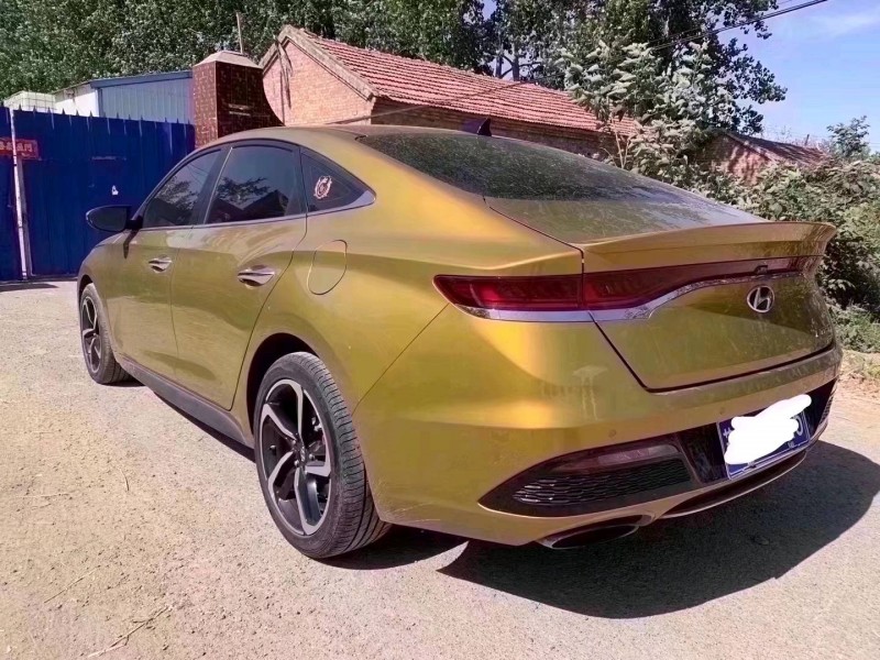 北京18年现代菲斯塔1