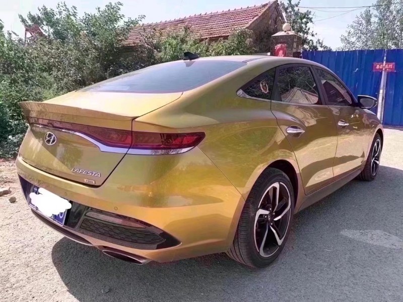 北京18年现代菲斯塔8