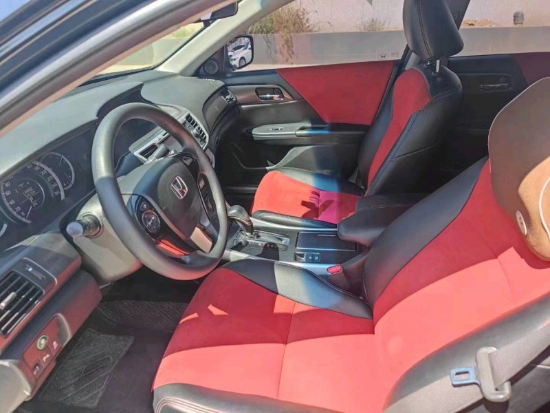 宜昌14年本田雅阁3