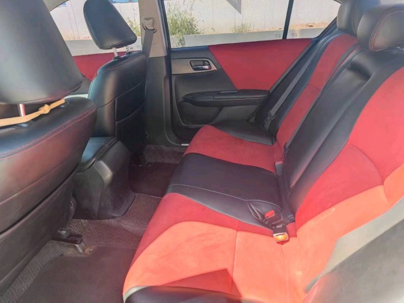 宜昌14年本田雅阁7