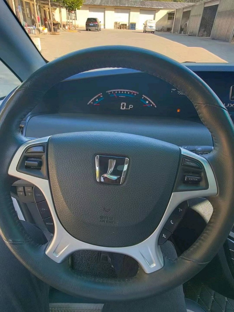 济南19年纳智捷大7 MPV4