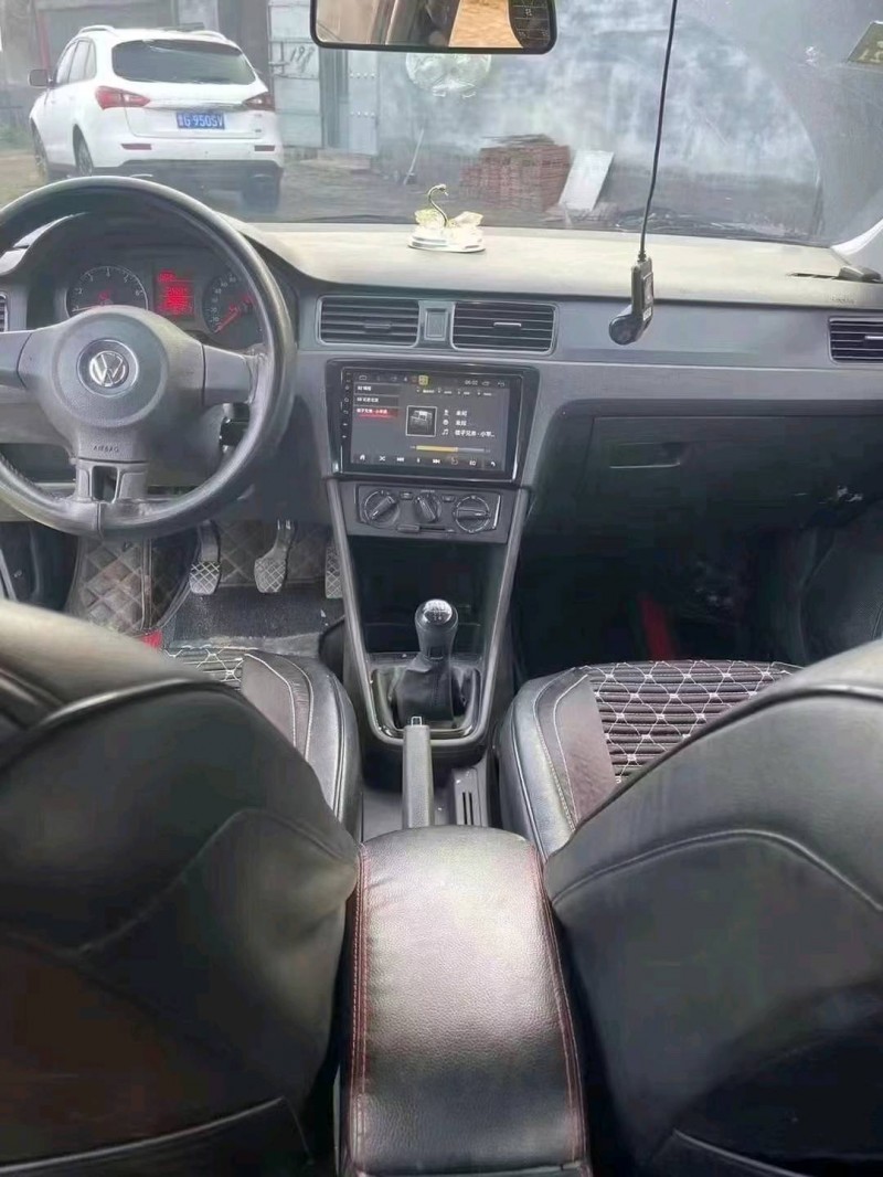 济南19年大众桑塔纳5