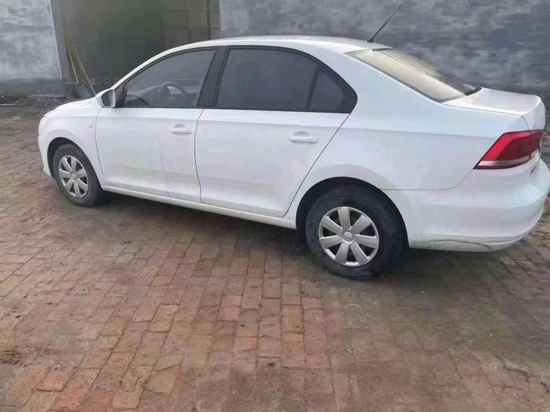 济南19年大众桑塔纳3